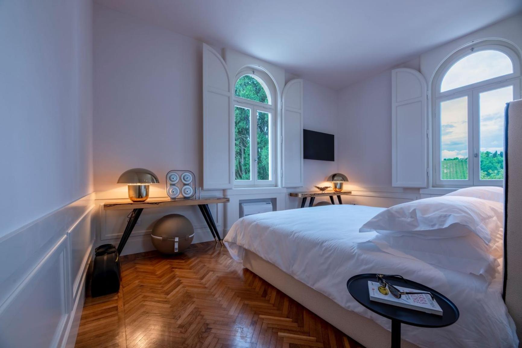 Boutique Hotel Villa Monty Banks Cesena Quarto foto